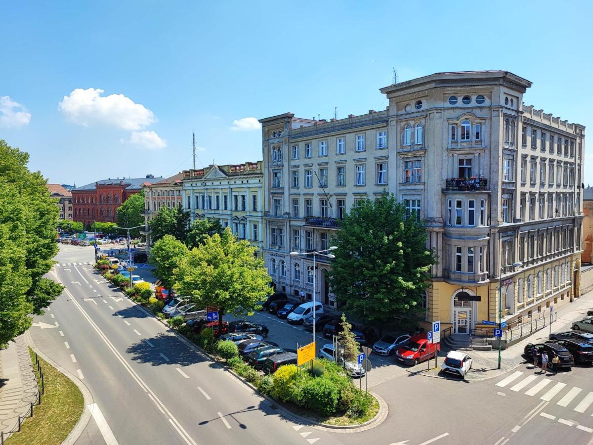 Апартаменти Centrum Apartament Przytulny Свідниця Екстер'єр фото